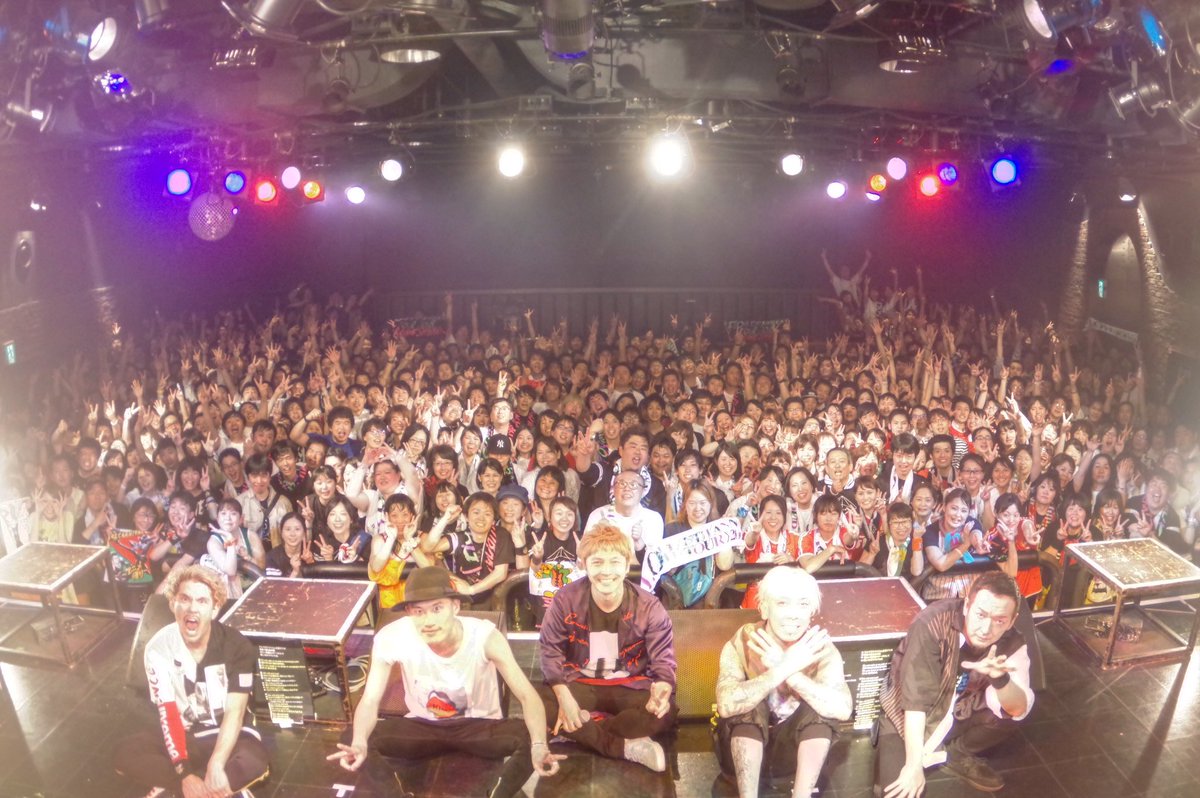 FLOW_official's tweet photo. 【#アニメ縛り 】
FLOW 15th Anniversary TOUR 2018「アニメ縛り」
7本目広島クラブクアトロ

満員御礼!!!広島アツイ！
またクアトロ帰ってきます！

7/1豊洲PITツアーファイナルでまたお会いしましょう！

次は5/5(土)徳島club GRINDHOUSE！ https://t.co/oHtAnRtSuX
