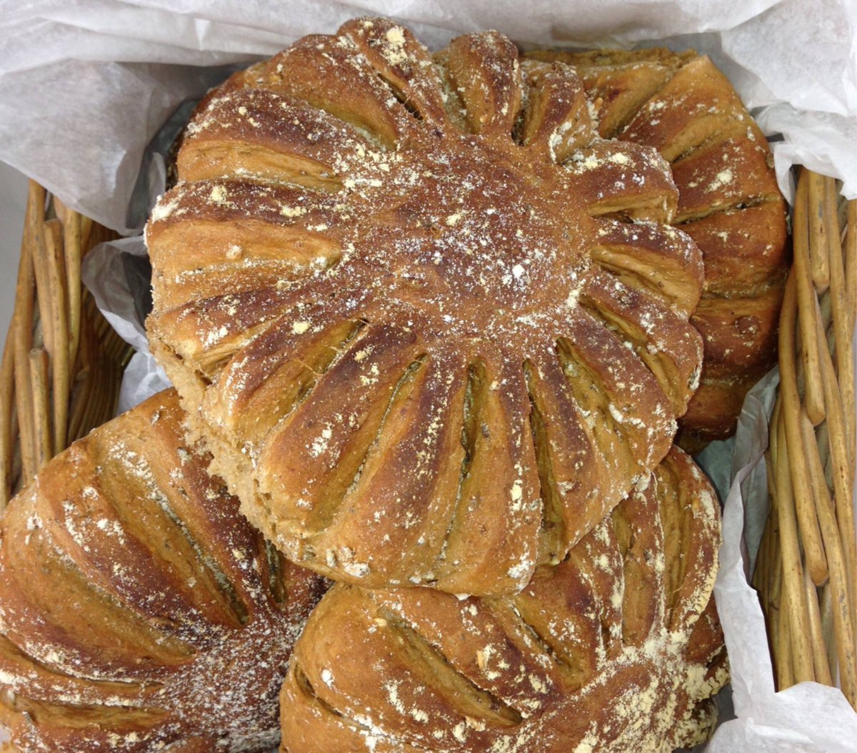 Clarks family bakers tweet media