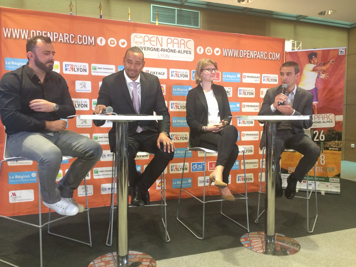 JmarcCeccarelli's tweet photo. Conférence de presse de lancement de l'édition 2018 de l’ @OpenParcARA #Lyon 
2e édition de ce tournoi #ATP250 situé en plein cœur du Parc de la Tête d’Or

En présence de
@Ycucherat
@thierryascione 
#GaetanMuller
@MCamille_R 

#wearetennis
#Tennis 
#ATP250
@BNPParibas partenaire https://t.co/xqWTiRLbFu