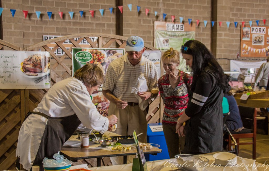 Beccles_FM's tweet photo. This Saturday the 5th May we’re delighted to have an (almost) full house! We'll be celebrating local British Lamb with information, tasters and recipes that highlight the delicious possibilities of Lamb and the versatility of Wool. https://t.co/TCGBe2q3aK https://t.co/Td5jg4dsex