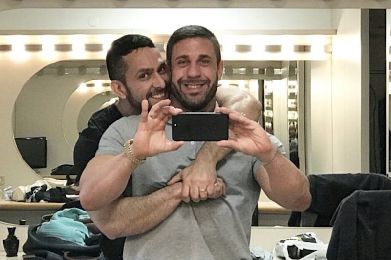 Colleghi sul set porno, dopo 12 anni insieme ecco l'unione civile gay.it/primo-piano/ne… #CarloMasi #CarlosLeguizamon #PornoAttore #RuggeroFreddi #UnioneCivile