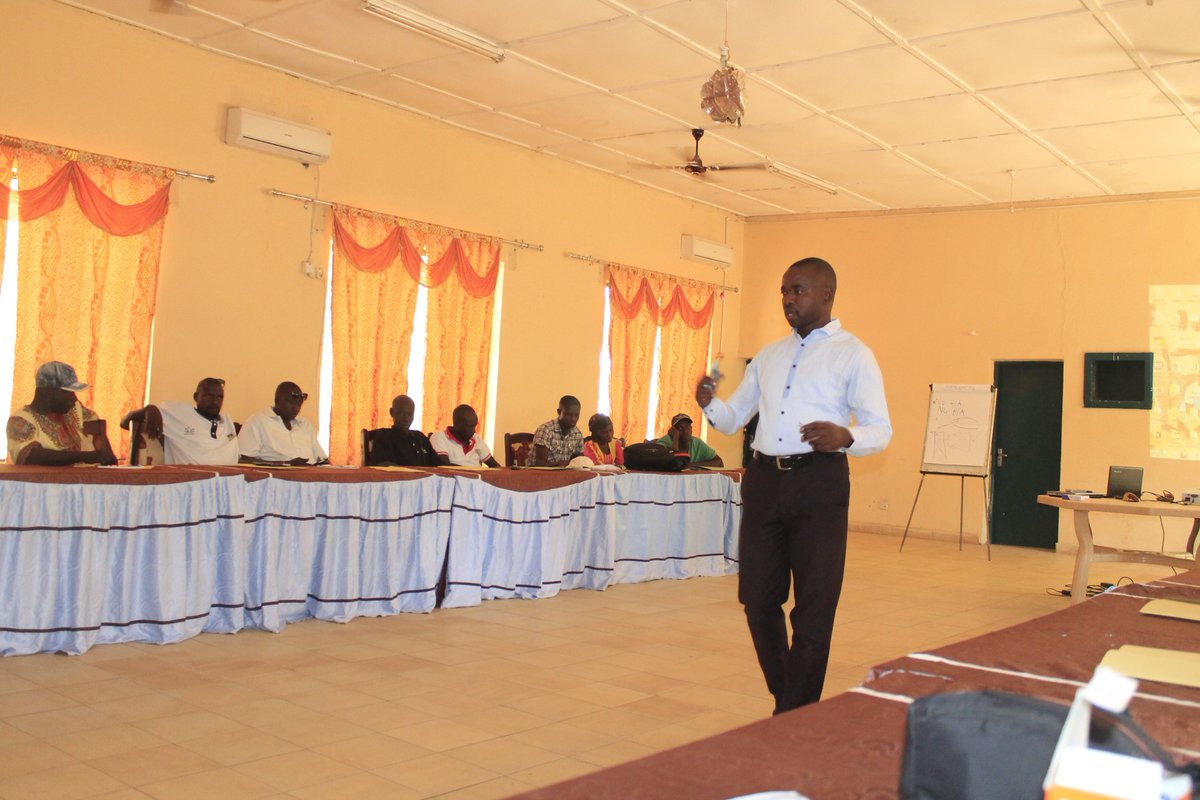 MOYSTheGambia's tweet photo. Good morning from Rural Development Institute, Mansakanko at the 3 days training of 30 youth & women farmers organised by National Enterprise Development Initiative (NEDI) with funding from #FASDEP a project under Ministry of #Agriculture @GambiaNYC @yepgambia @BarrowPresident https://t.co/TNKXsvrCxI