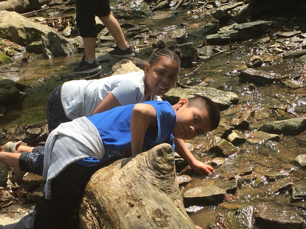 MSSjaguars's tweet photo. Marshall Street 3rd grade students enjoyed their day exploring at Riverbend!!! https://t.co/Brt4KLa0X4