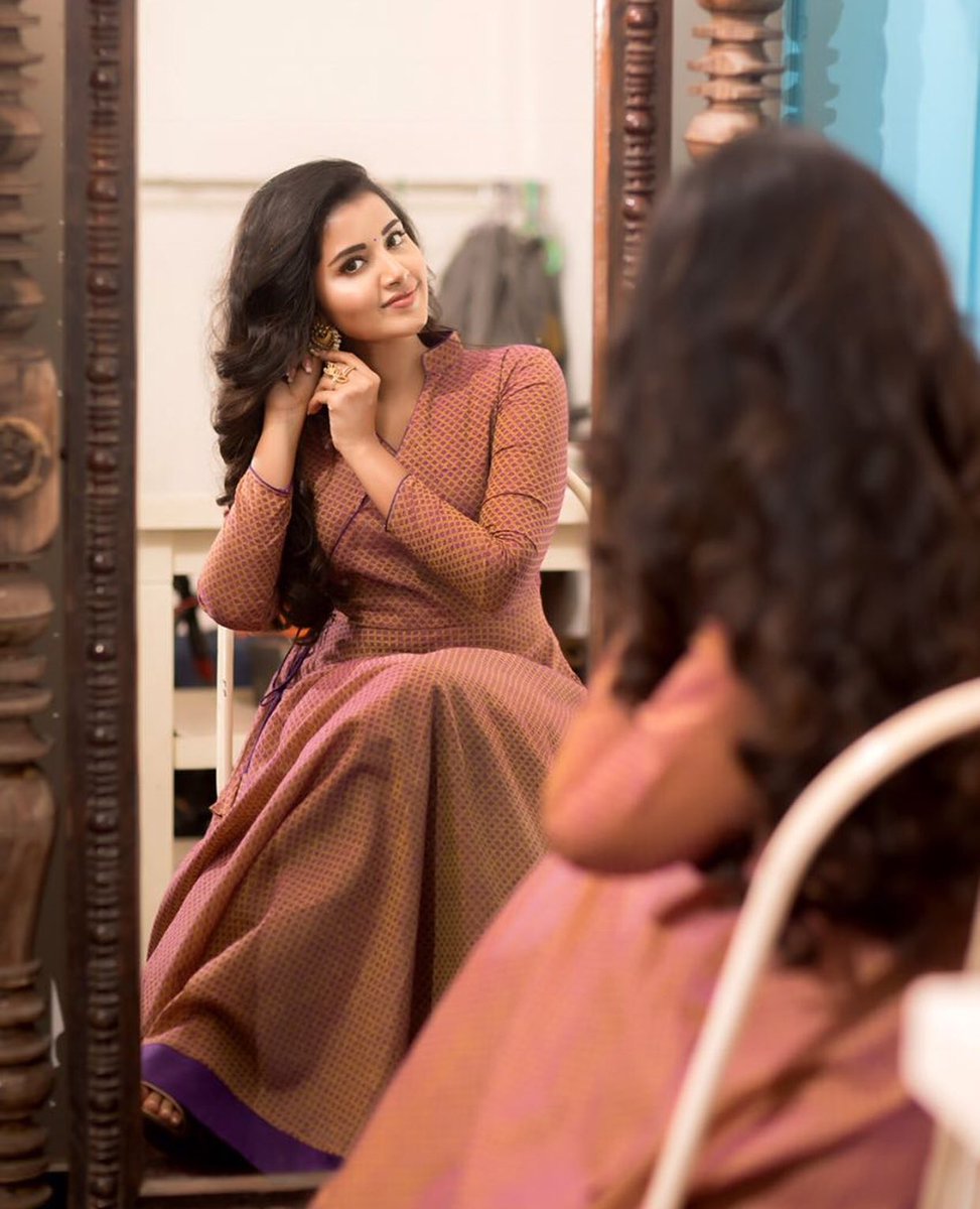 CineTimee's tweet photo. #AnupamaParameswaran ! Recent Click !
@anupamahere ! #CimeTimee ! https://t.co/HtUoyHTryb