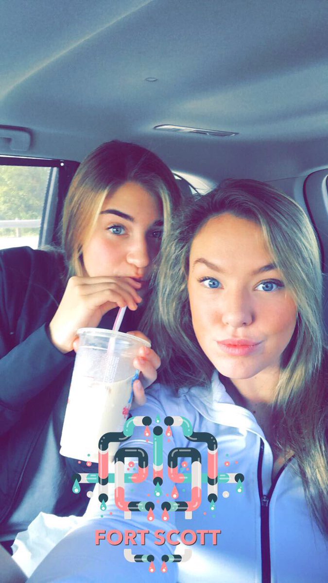 _kaitlynbell's tweet photo. Happy birthday to my best friend in the whole world @BascomMaya You bring so much happiness into my life! Have a great bday love you v much! https://t.co/DQTt2IC9D2
