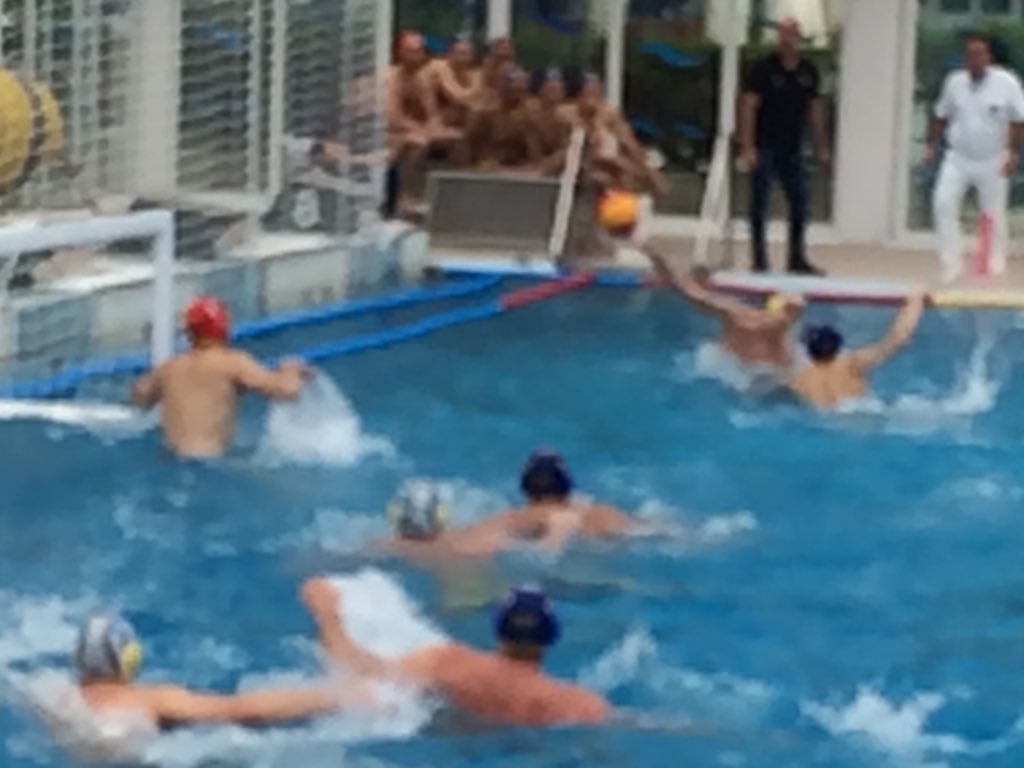 realcanoe's tweet photo. Final @realcanoe 7 @CNAB_oficial 17 #waterpolo #PREMMAT. #vamoscanoe https://t.co/NjWc3inSRa