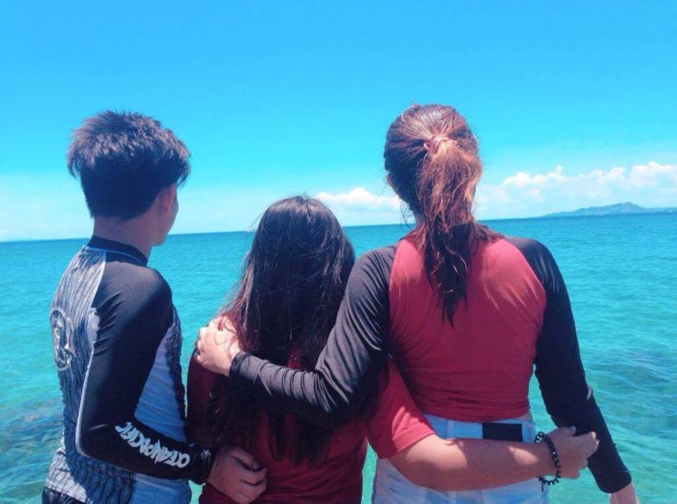 SuperGirLyra's tweet photo. #Friends https://t.co/0EB533L0g4
