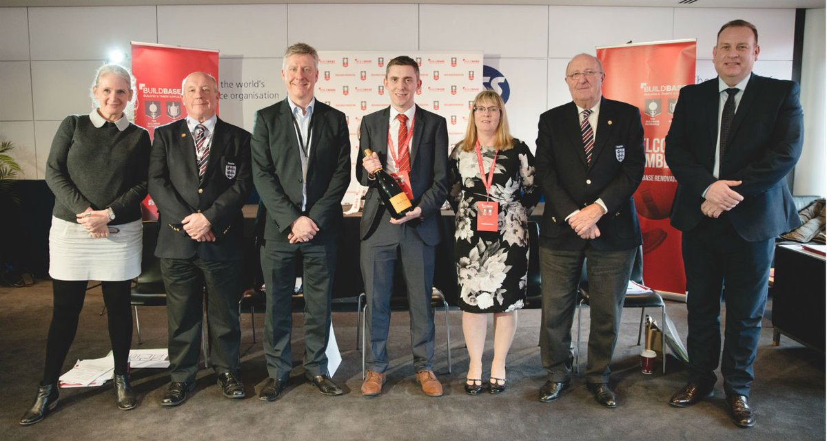 SuffolkFA's tweet image. @needhammktfc win £50,000 @BuildbaseUK bursary to spend on upgrading club&apos;s facilities...

suffolkfa.com/news/2018/may/…