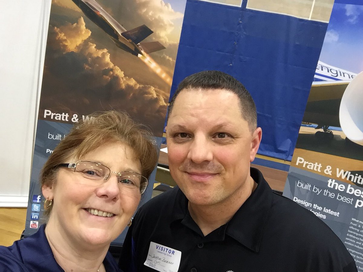 4marcotte's tweet photo. @prattandwhitney North Berwick recruiting team at work!  @LHSAspirations Lewistion Regional Tech career fair!  #WeArePw stop by our booth! https://t.co/DxZhOeBd6y