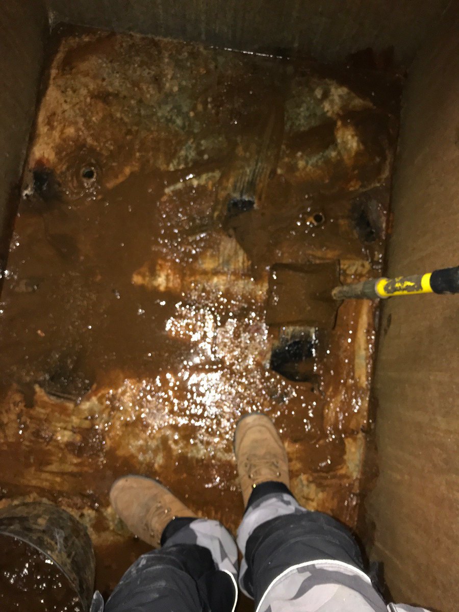 PurStorage's tweet photo. @purewaterenvi took over the annual inspections of the water storage tank in a primary school, look at the images you will see why we were disgusted with what we discovered. School children &amp;  staff members were drinking this water. @PurStorage subsequently replaced the tank. https://t.co/GUbWNZEE4F