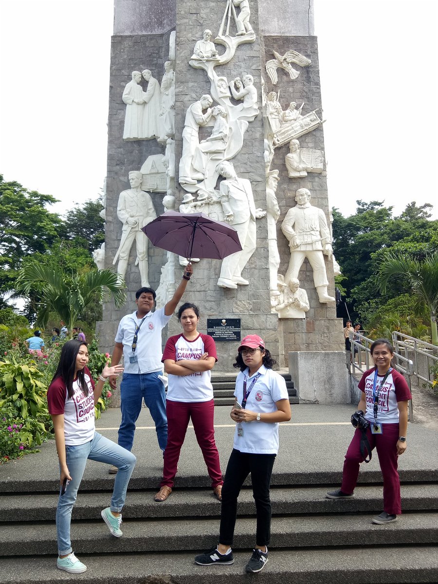 dpotatoeee's tweet photo. @RenzoNatividad @aiyah_yra @acuteangleeeee @KielAnthony *yung wala* โค
#MtSamat https://t.co/KE2f7VxapS