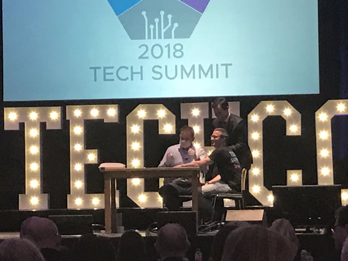 MarnieOD's tweet photo. #TechCork18 @deniscanty being implanted live on stage to demonstrate how cyborg technology will play its part in the future of IT #betteryouthenme #humancyborg @itcork https://t.co/iCcnVLecoU