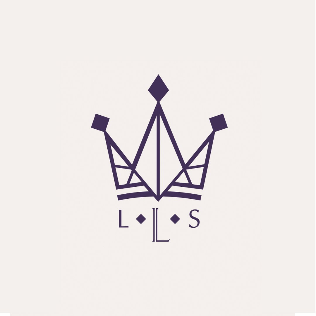 BrandNewCreativ's tweet image. Love this little logo we produced for the Little Luxury Store down in Waterford a few years back. This was one of the options that made the last round. You can see the surprise in his little diamond eyes that he didn’t make it! #throwbackthursday #bncprojects #logo #logodesign