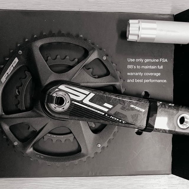 LaStazioneBici's tweet photo. FSA MODULAR 46-30 la Soluzione con la s maiuscola per le #gravel. Non vi piacesse il #carbonio c'è anche in alluminio
#broad #gravelroad #tuttofare #bikepacking #biketouring #nonscendopiù #supercompact https://t.co/zY3pxIHx5q https://t.co/SzUmO7K1K1