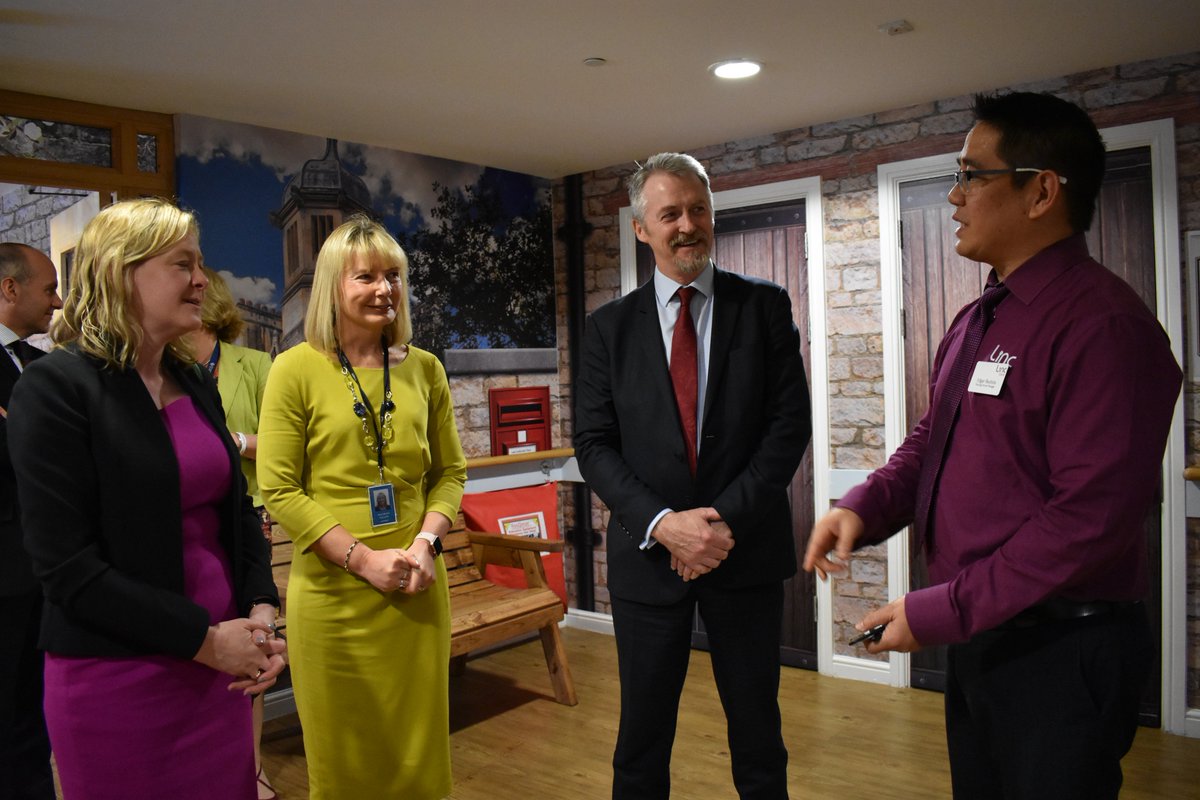 Linc_Cymru's tweet photo. Today we were pleased to welcome @wgmin &amp; @JBryantWales to our Capel Grange Nursing Home in #newport to show them around our recently renovated communities. #transformation #improvinglives https://t.co/MisDM8VwGM