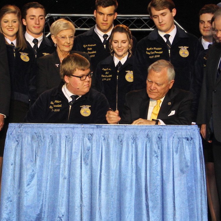 GaFarmBureau's tweet photo. Governor Deal signs bill setting up pilot program to expand agricultural education into elementary schools. https://t.co/NCu44D2Moo https://t.co/pT8eAzpQkI
