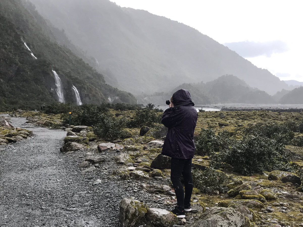 ethnic_XTC's tweet photo. Love your camera ☺️ 📹 @NZGlacierGuides @PureNewZealand @QuantasAir @ethnic_XTC https://t.co/sBACXAHdgv