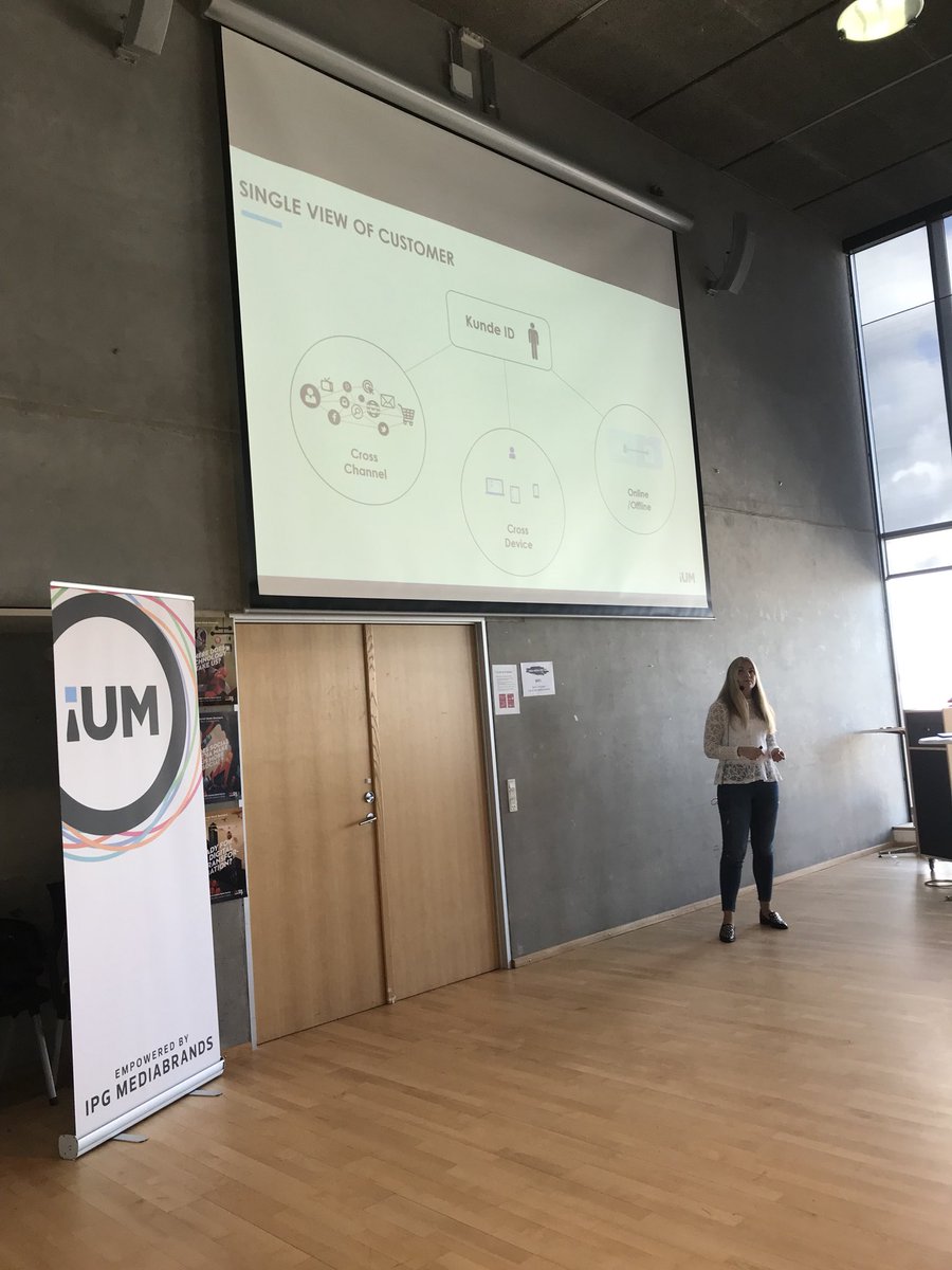 HeineJorgensen's tweet photo. IUM on stage på New Media Days for at sætter rammer for Intelligent Media Planning. #internetweek #ium #newmedia https://t.co/3Zryr6DVXE