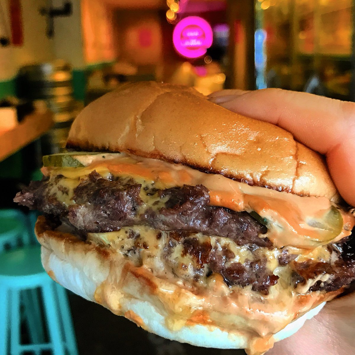 BeerBurgerStore's tweet photo. Late Night Fun in Dalston. Weβre celebrating the Bank Holiday by serving up beers + burgers til 1am on Friday, Saturday + Sunday nights this weekend. More fun, less sleep. BBDalston
.
#1am #lateeats #latedrinks #craftbeer #burgers #cheesburgers #BankHoliday #dalston #hackney https://t.co/rQulBTG9gc