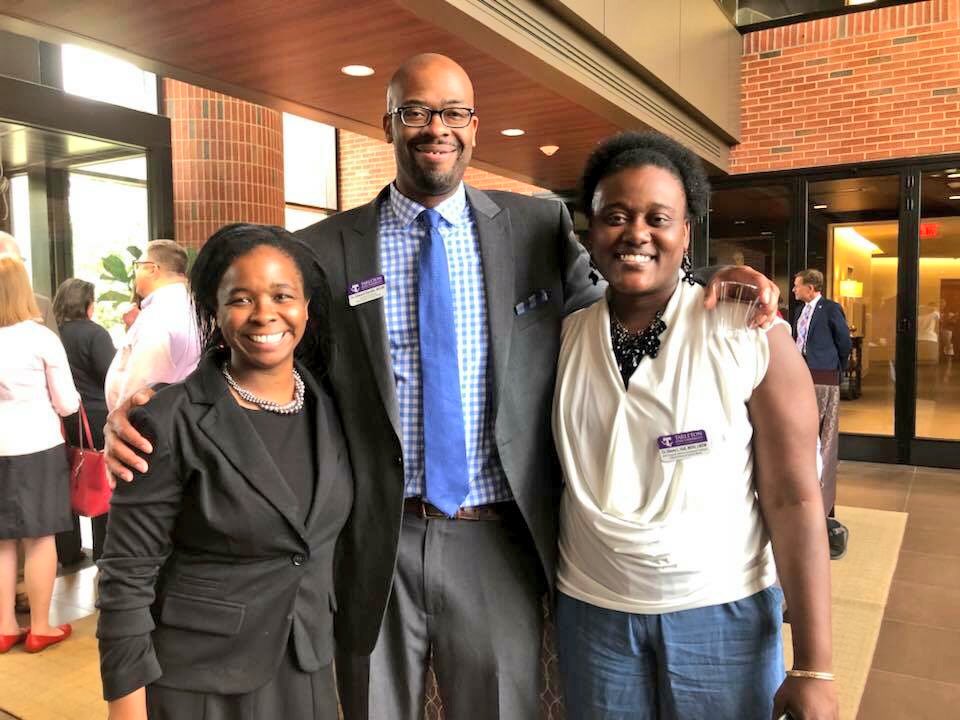 TarletonSOCW's tweet photo. We’d like to give a big high-five to @drjtedwards @realsocialwork job well done. What an extraordinary accomplishment, promotion to Associate and Full Professor👍🏾 @tarletonstate #Tarletonproud https://t.co/o2WYyHnJSr
