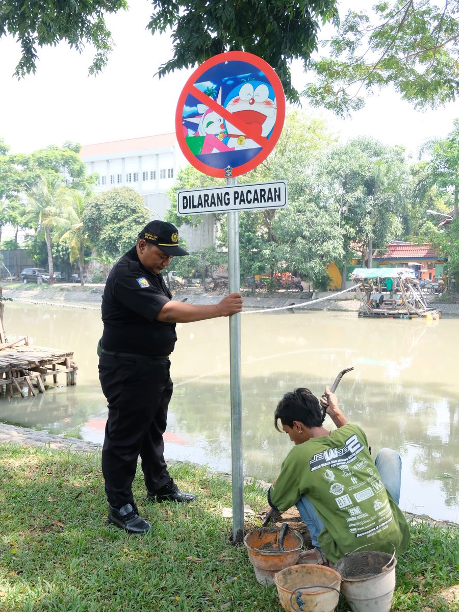 Infosurabaya On Twitter Pemkot Surabaya Menambah Pemasangan Rambu
