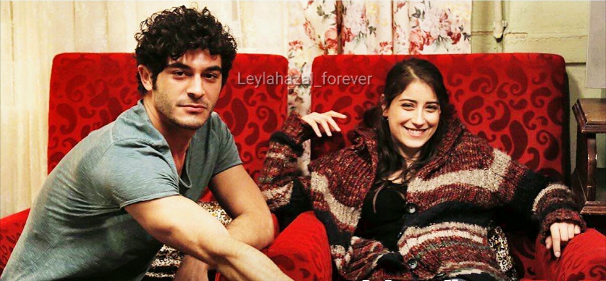 lhk_forever's tweet photo. BarFi 😍 || HazBur 😎 

#buakşam 💃 #BizimHikaye 
#HazalKaya #burakdeniz https://t.co/jWAsKwIgQ3