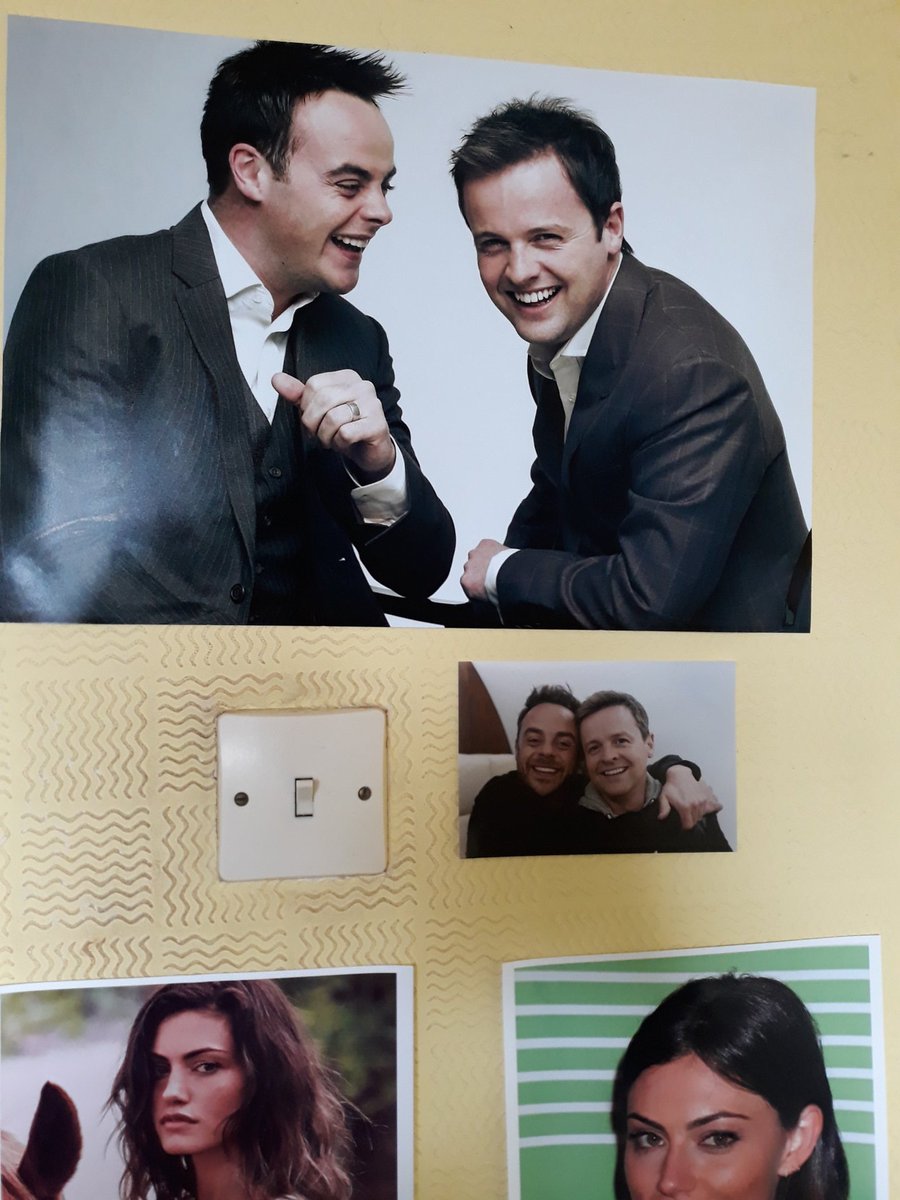 anthanddec's tweet photo. New A3 poster arrived today! ❤❤
@antanddec #anthanddec #antanddec https://t.co/WaLkAAywTB