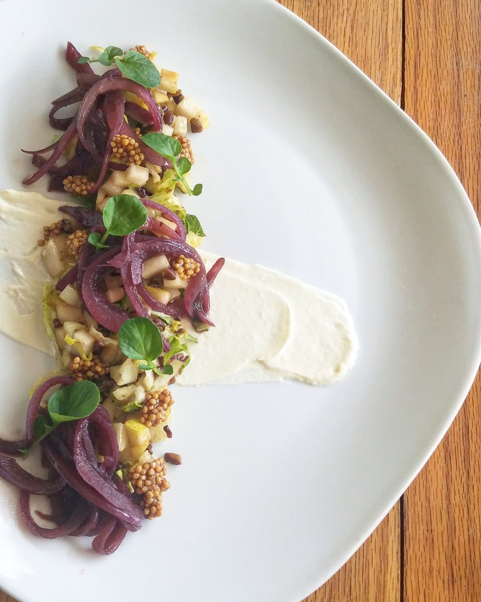 _chefg33's tweet photo. I'm gonna start using this social platform more... #moretweets coming!!! My latest #dish 

Non- E.coli Romaine, Pears, Toasted Pecan Vinaigrette, Pickled Mustard Seeds, Macerated Red Onions, Honey Whipped Goat Cheese, Watercress 
#salad #Wisconsin #chef #foodie #keeppushing https://t.co/Gm6hQUJ3jY