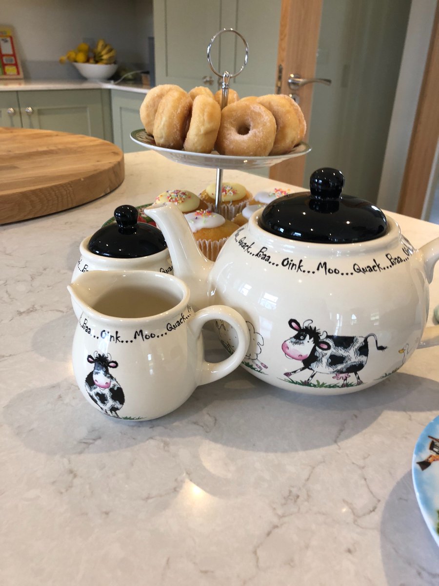 Griffeye's tweet photo. @alzheimersocirl Delicious morning in Co. Clare for #TeaDay https://t.co/UCVBQqDv3R