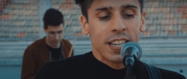 RockTotalweb's tweet photo. Ya podemos ver "Dopamina" el videoclip de estreno de @Veintiun0 y el 10 de mayo estarán en directo dentro del ciclo @soundisidro con @TuOtraBonita en @SalaElSol
https://t.co/F1kbqscbmr #soundisidro2018 #dopamina https://t.co/d3zVjMhrK5