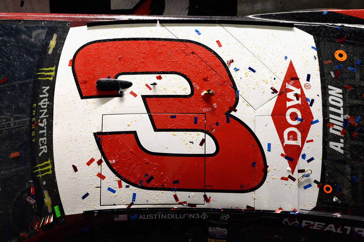 DAYTONA's tweet photo. It's the 3rd of the month, which means we're giving away another @austindillon3 autographed item! 

RETWEET for your chance to win! We'll pick a winner on Monday at 10:00 am ET! https://t.co/bfkHYgLtJk