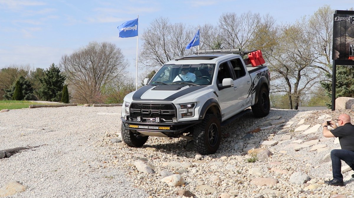 ricart's tweet photo. Had a blast w/ @ROUSHPerf when they stopped by the Mega Mall yesterday.
Raptors, Super Duties, and Superchargers; oh my!
Made our Raptor Ridge course look easy!! https://t.co/iiDc9wtfL5