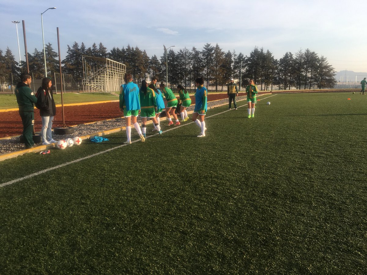 PotrasFCUAEM's tweet photo. Ya estamos terminando de calentar y empezamos.
¡VAMOS POTRAS! 
⚽️🐎💚💛 https://t.co/7burGUXeeh