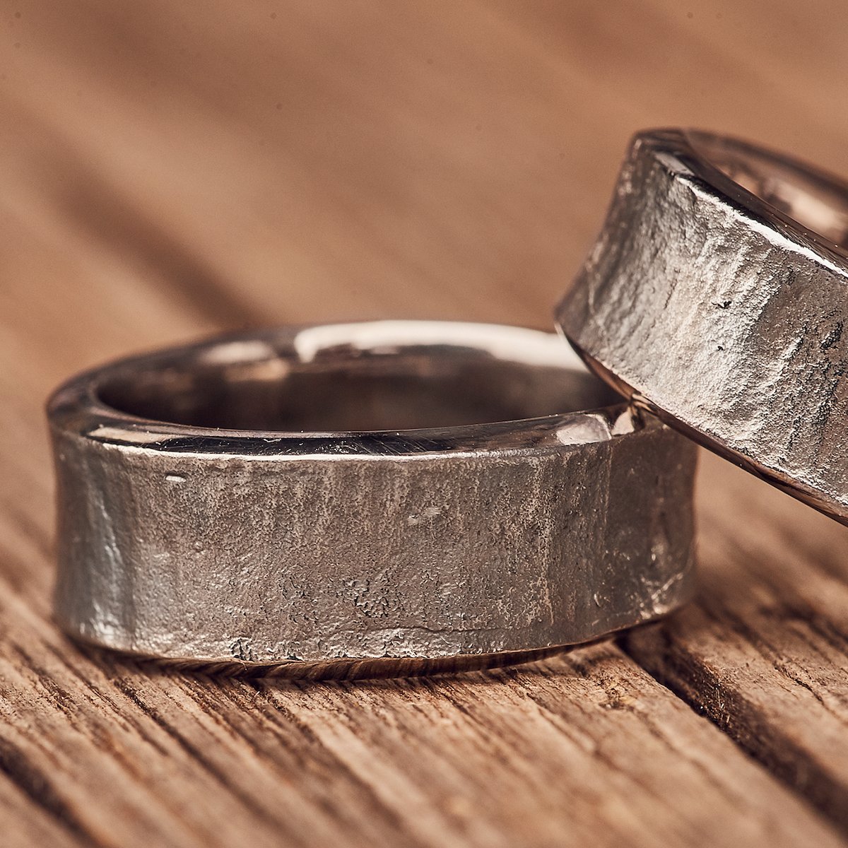 Sahak_PinkJewel's tweet photo. Marmor, Stein und Eisen bricht - unsere #Partnerringe tun dies nicht!😜🎶 #sahakuniquepinkjewellery #loveislove #gay #gaymarriage #gaywedding #gaylove #queeryouth #lgbt #swissmade #goldsmith #goldschmied #passion #jewelry #jewellery #zürich #switzerland #schmuck https://t.co/JeghSnq6nr