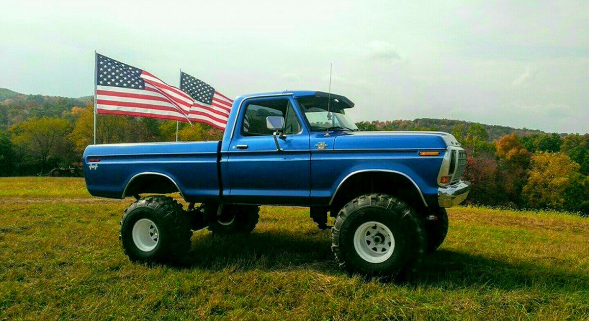 THROWBACKTRUCKS's tweet photo. #Ford https://t.co/iciyvAYED6