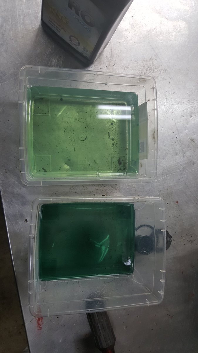 Top 50:1 fuel mix.
Bottom what should have been 50:1
#OnSiteMSER
#2strokes