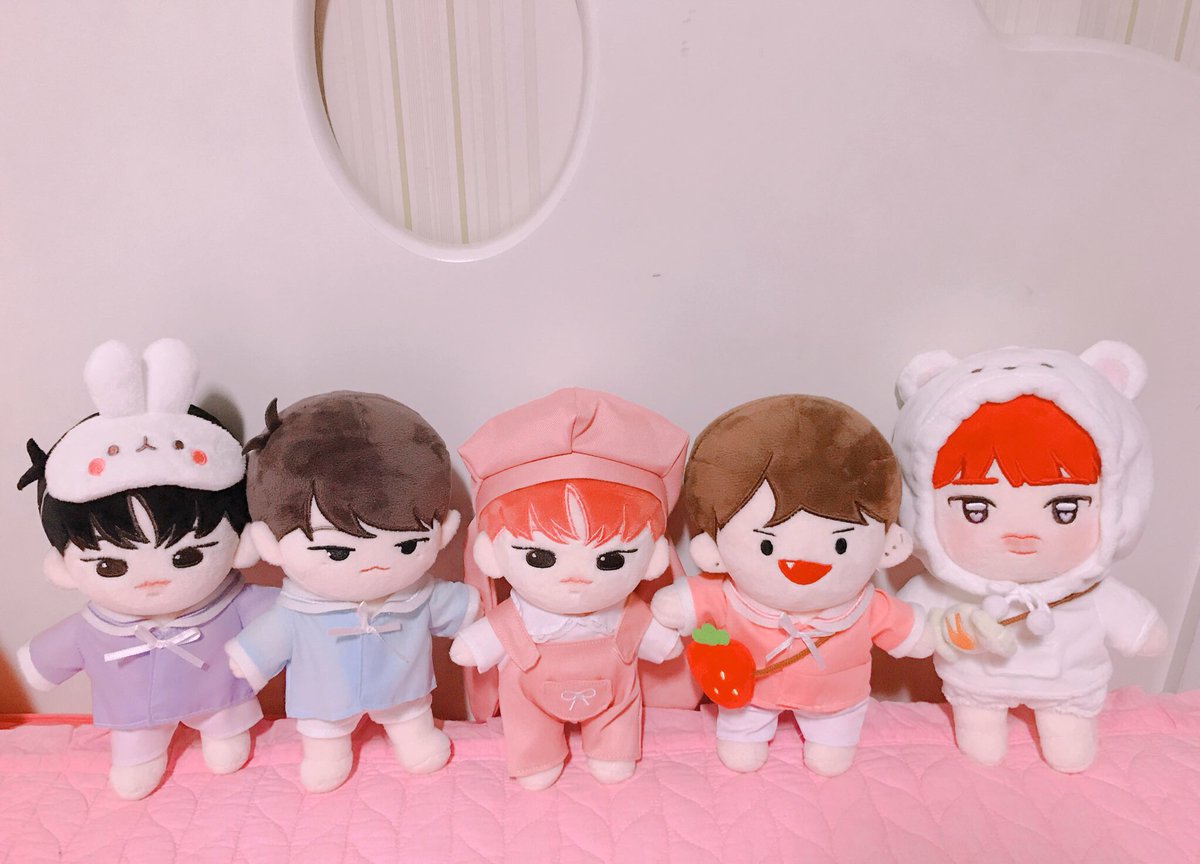 ryadoll's tweet photo. 옷산기념 젭뿌시래기즈 박제😊 https://t.co/y7i4J4K6qc