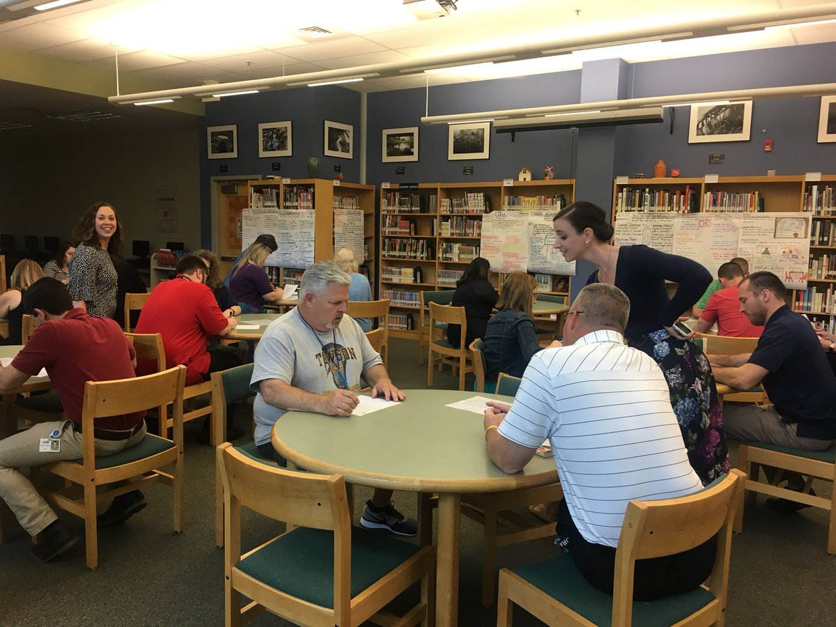 KathyGullCII's tweet photo. How do you apply SIOP to multiple student scenarios??? You SPEED Teach aka speed dating! #iloveprofessionallearning https://t.co/PymV5e7fUG