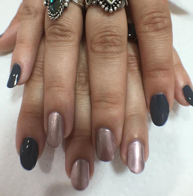 Salon918Tulsa's tweet photo. I love doing manicures &amp; this lady @emsthetician has naturally gorgeous nails. We changed her shape from square to almond. We 💘this Zoya Nail Polish in Genevieve &amp; China glaze in Magical. #justhavingfun #doesntfeellikeajob #naturalnails #manicures #t… https://t.co/qoBG0ZUi3n https://t.co/Uqnq1dleS4
