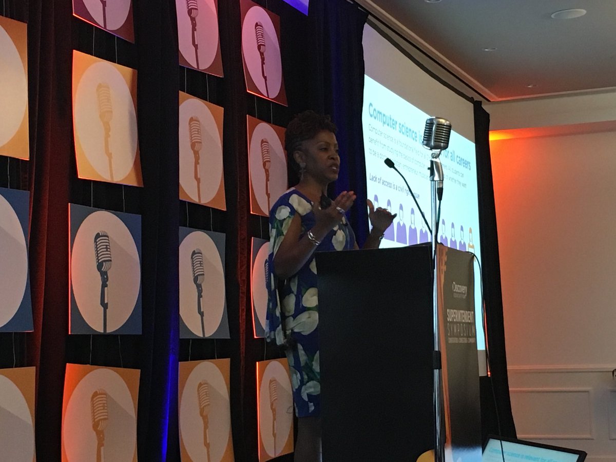 kellyhines's tweet image. What a thought provoking way to start the @DiscoveryEd Superintendent Symposium - don’t quit your daydream! #transforminged