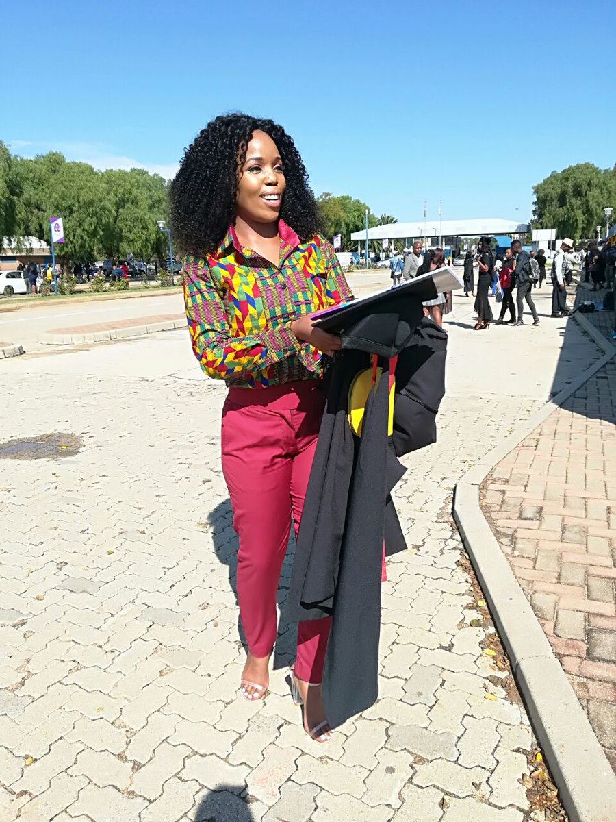 Miss_Tshadi's tweet photo. Issa Graduation. Your Girl has that tassel.
Madam Justice โ
Future Attorney /Advocate ๐ผ
An LLB Graduate. ๐
#LLBae ๐ธ https://t.co/Px59D3Tnzr
