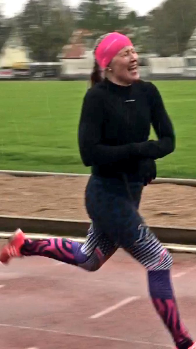 annanarhi's tweet photo. Käytii @KirsiNurmi kans tuulessa ja tuiskussa karsii löysät pois koneesta. 6x300m 52''-->48'' ja naama näytti tolta. Onneks oli henk.koht cheerleaderi paikalla ja onneks se lähtee matkalle mukaan. EM-kisat saa tulla. 🙏🏼 #jameilläkaikillaoliniinmukavaa #suunnistus #rintteri https://t.co/Hx5BJjugDu