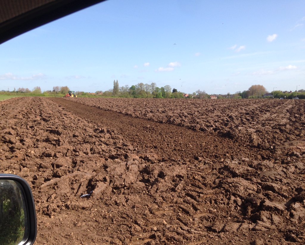 Tickhill_JFC's tweet image. Preparation of our new land for the new pitches has started! Exciting times! #teamTJs