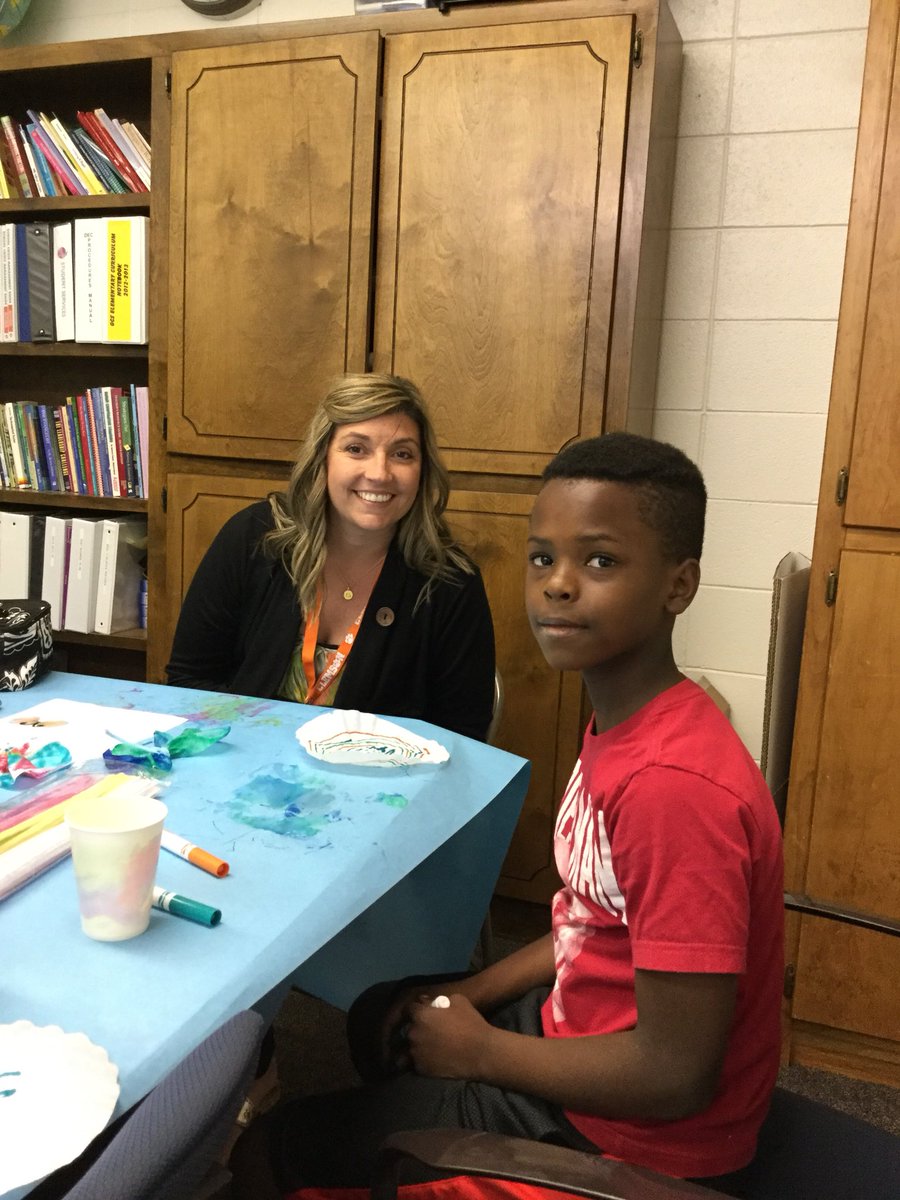 BelmontCentral's tweet photo. Checker’s Social crafts and snacks for April and May! #gcsk12 @GastonSchools https://t.co/idEhnhI09H