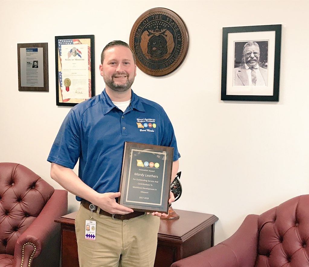 MardyLeathers's tweet photo. Proud and humbled to receive @MO_WkDev Innovation Award along with DES Director Slinkard on behalf of our brilliant teams at @JobsMoGov and @MOLabor! #BestinMidwest #GrowMOJobs #OneTeamOneMission @MoEcoDevo https://t.co/niNso1sX2B