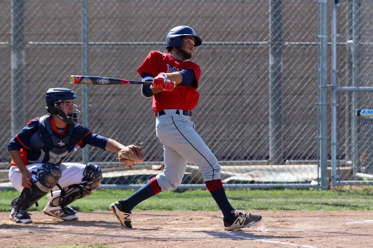 ltnphoto's tweet photo. BOOM!
@MLKingBaseball JV at @Roosevelt_BBall on Fri 27 Apr 2018
#mlkwolves #baseball #BigVIIILeague @big8baseball1 @canonusa #TeamCanon #IAmHSBaseball https://t.co/KgnOHsClY5