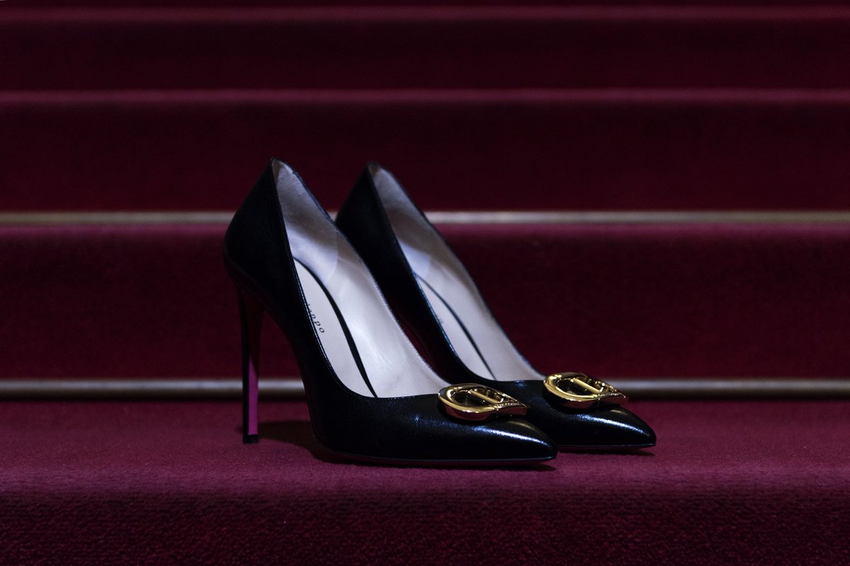 Go here, there, everywhere in the new Dee Everywhere Pump bit.ly/EverywherePump #withlovefromitaly