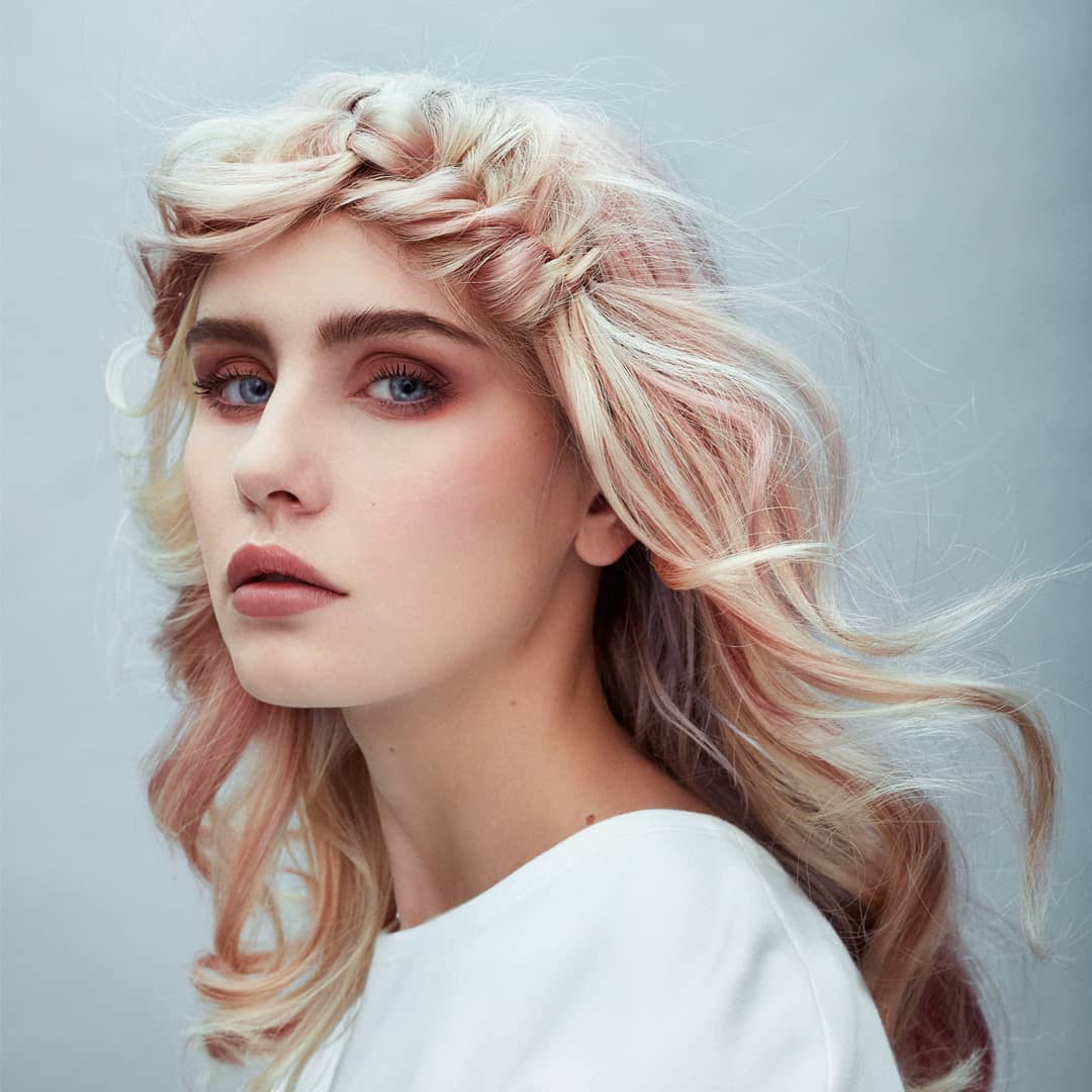 WellaEducation's tweet photo. This Nordic Blush is perfection. 🤩 @nikitahair #wellahair #wellalife https://t.co/hz8gOpdUeW