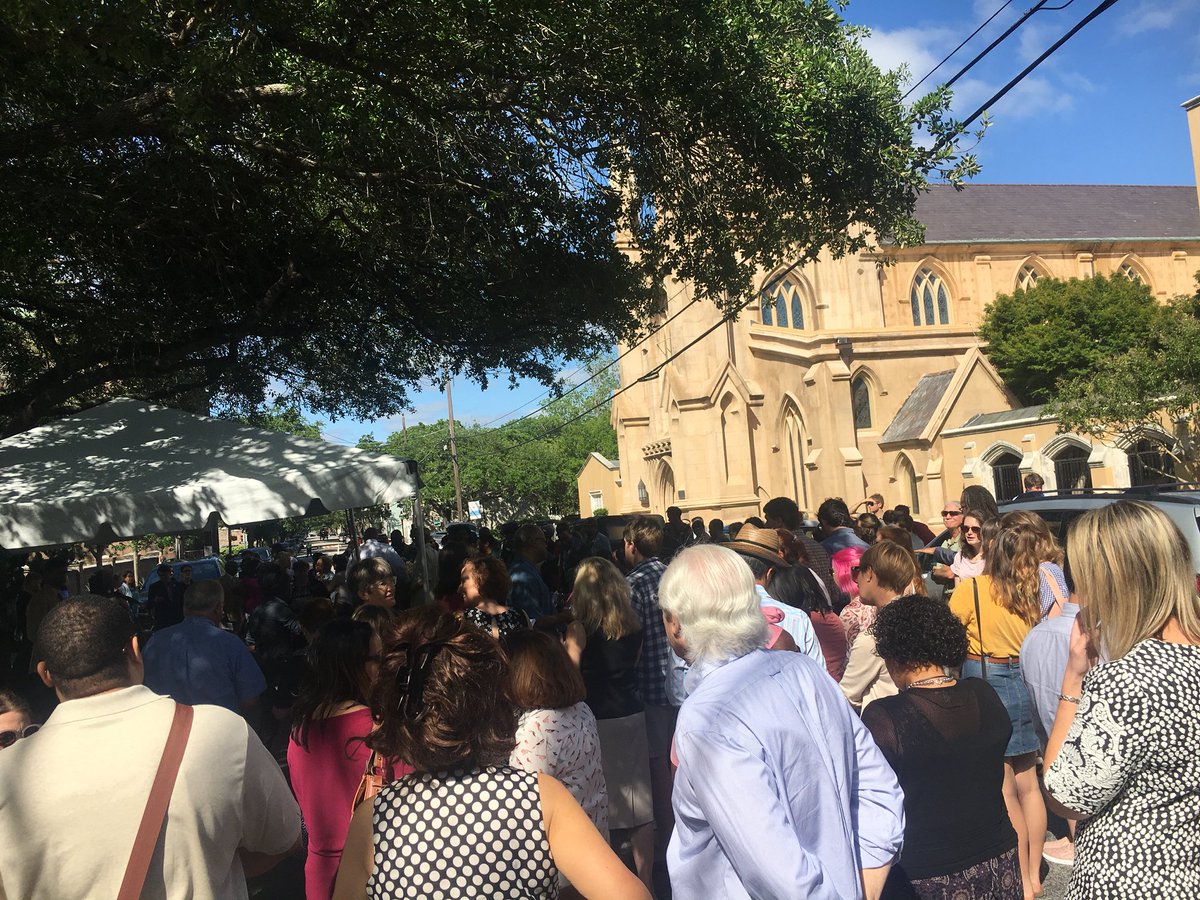 ThePSofC's tweet photo. Celebrating the life and legacy of Septima P. Clark with a historical marker dedication at 105 Wentworth Street, the house where she was born 120 years ago today. @CofC @avery_research #thisplacematters #keepcharlestonREAL https://t.co/D407tFFG4L