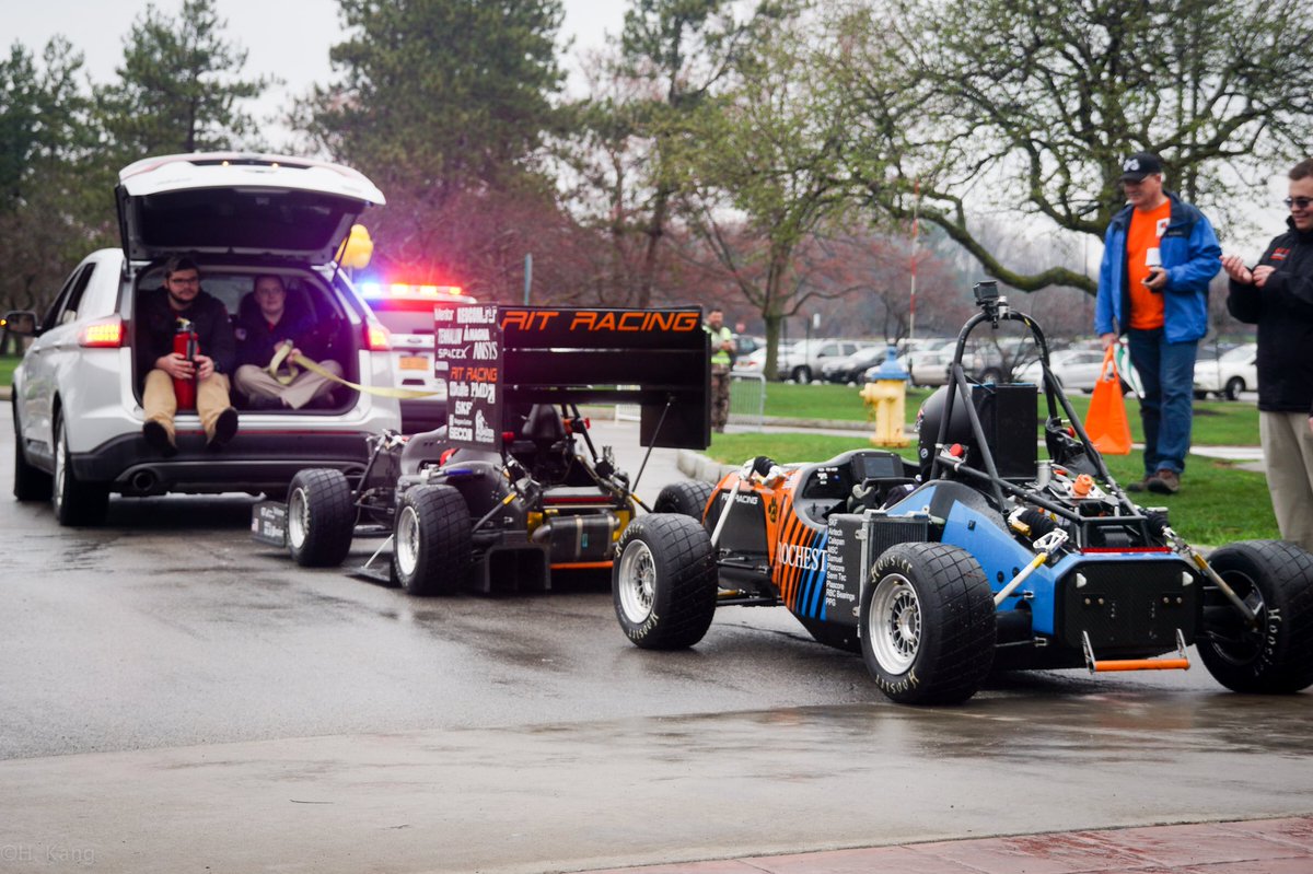 rit_racing's tweet photo. So, who is pulling over whom..? π Thanks @RITPublicSafety for the campus escorts during last weekendβs @Imagine_RIT festivities! #RITracing #FormulaSAE #TwoCarsOneTeam https://t.co/RiOpoOFINn